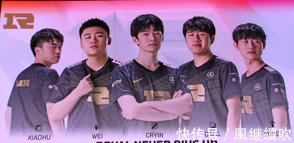 利势头的底 利势头的底