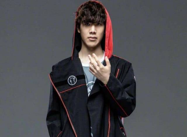 赛将充满精 赛将充满精